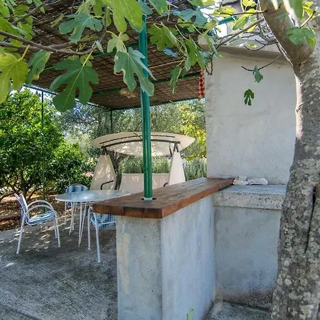 In Slatine With Terrace, Air Conditioning, Wi-fi Apartment Trogir